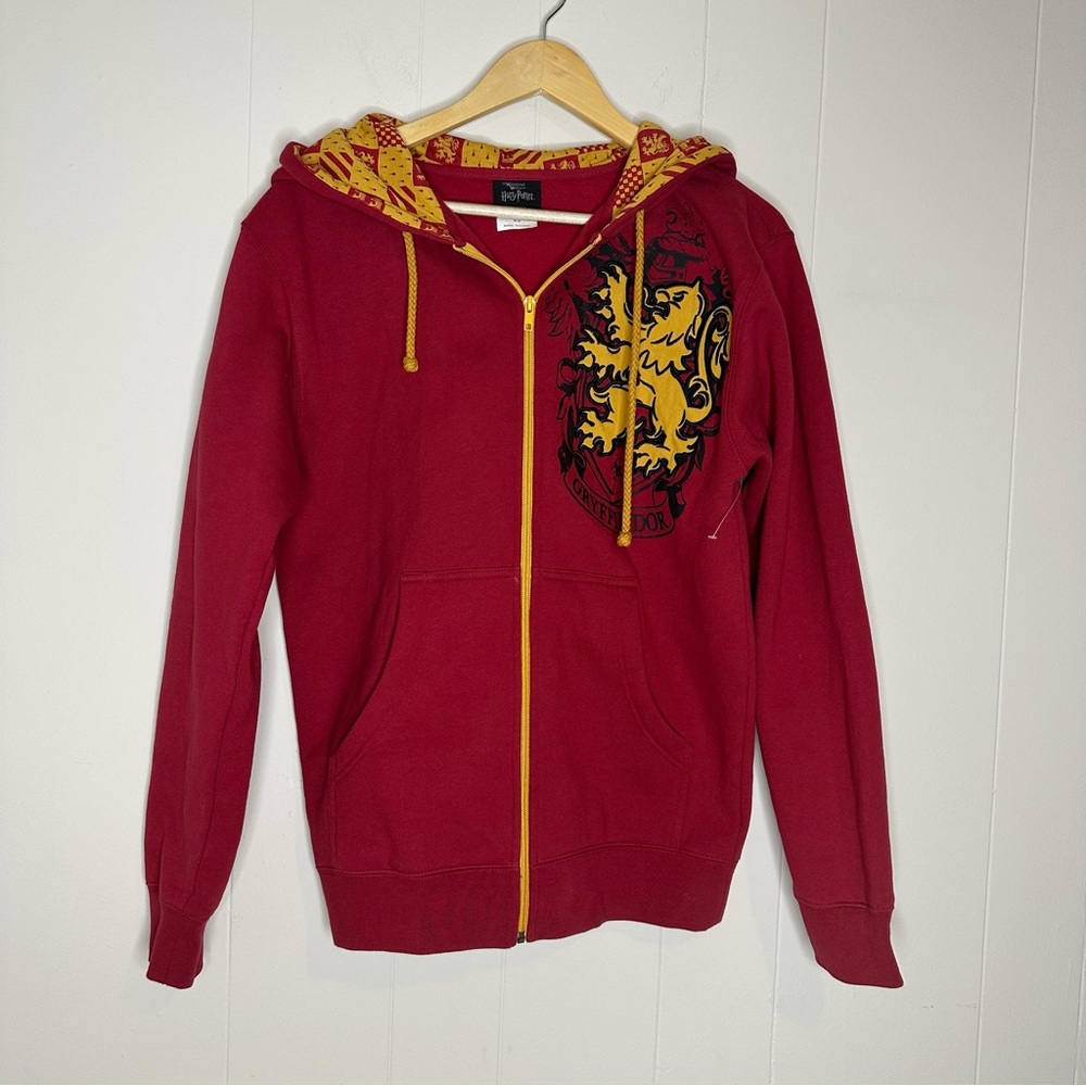 Harry Potter Gryffindor Sweater Mens XSmall Red Yellow Hoodie Universal Studios